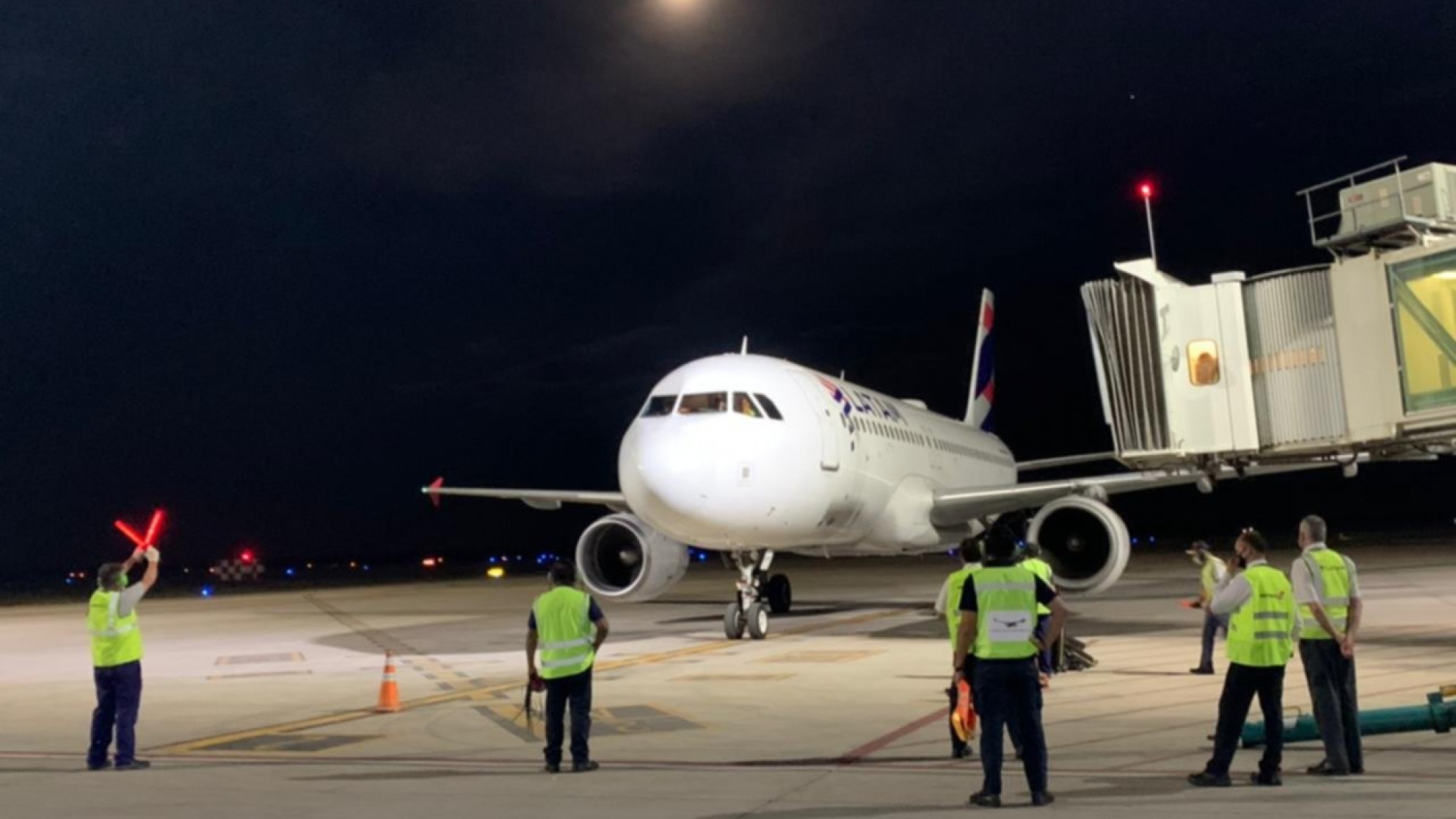 Tras más de un año y medio, llegó el primer vuelo de San Pablo a Mendoza